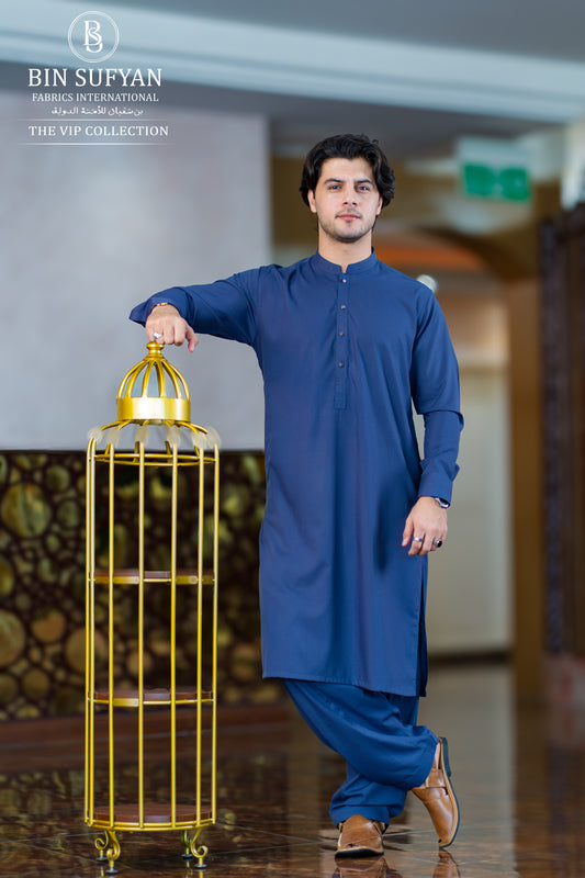 Modern Shalwaar Kameez design crafted by Noor Makkah Tailors